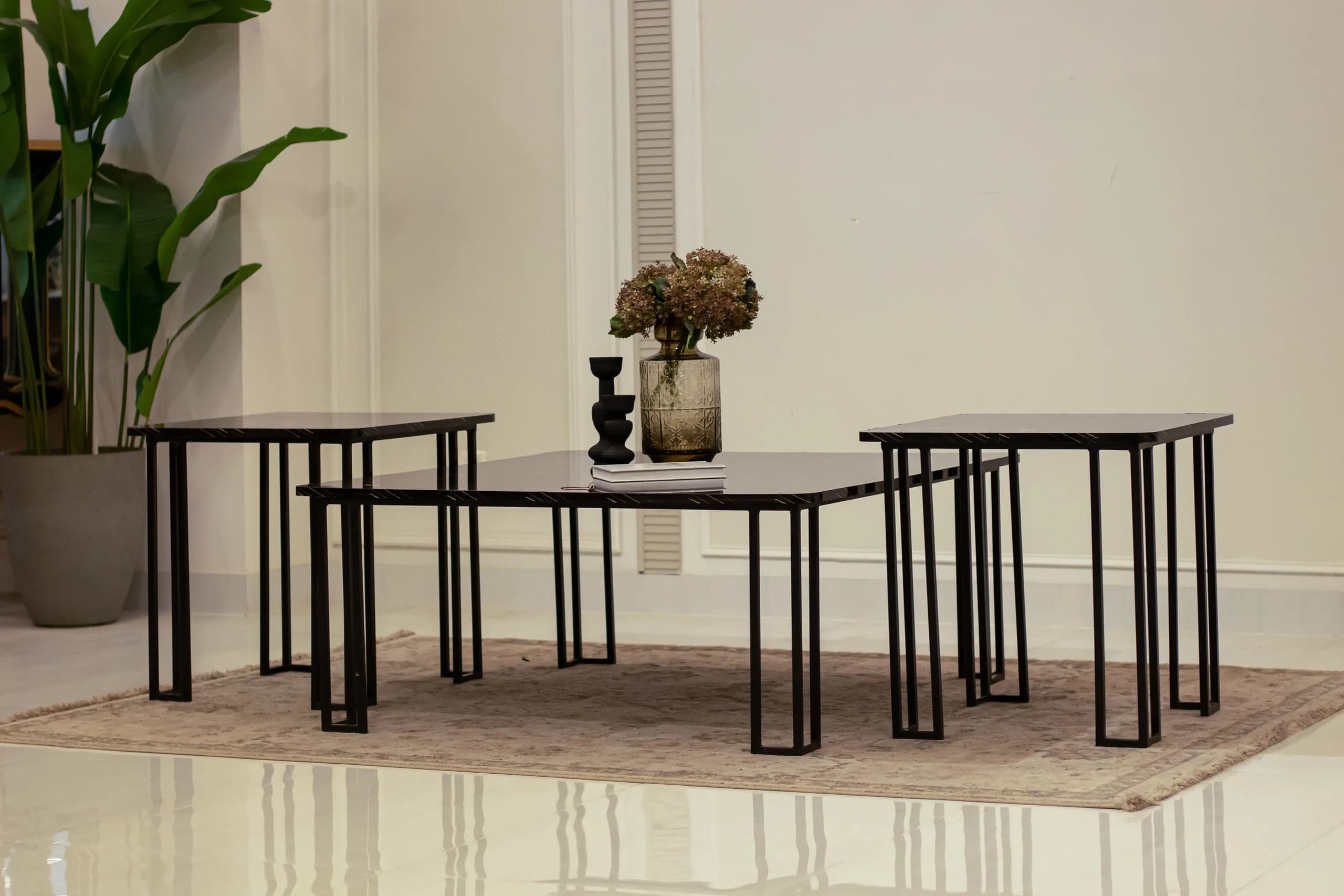 Axis Center Table Set
