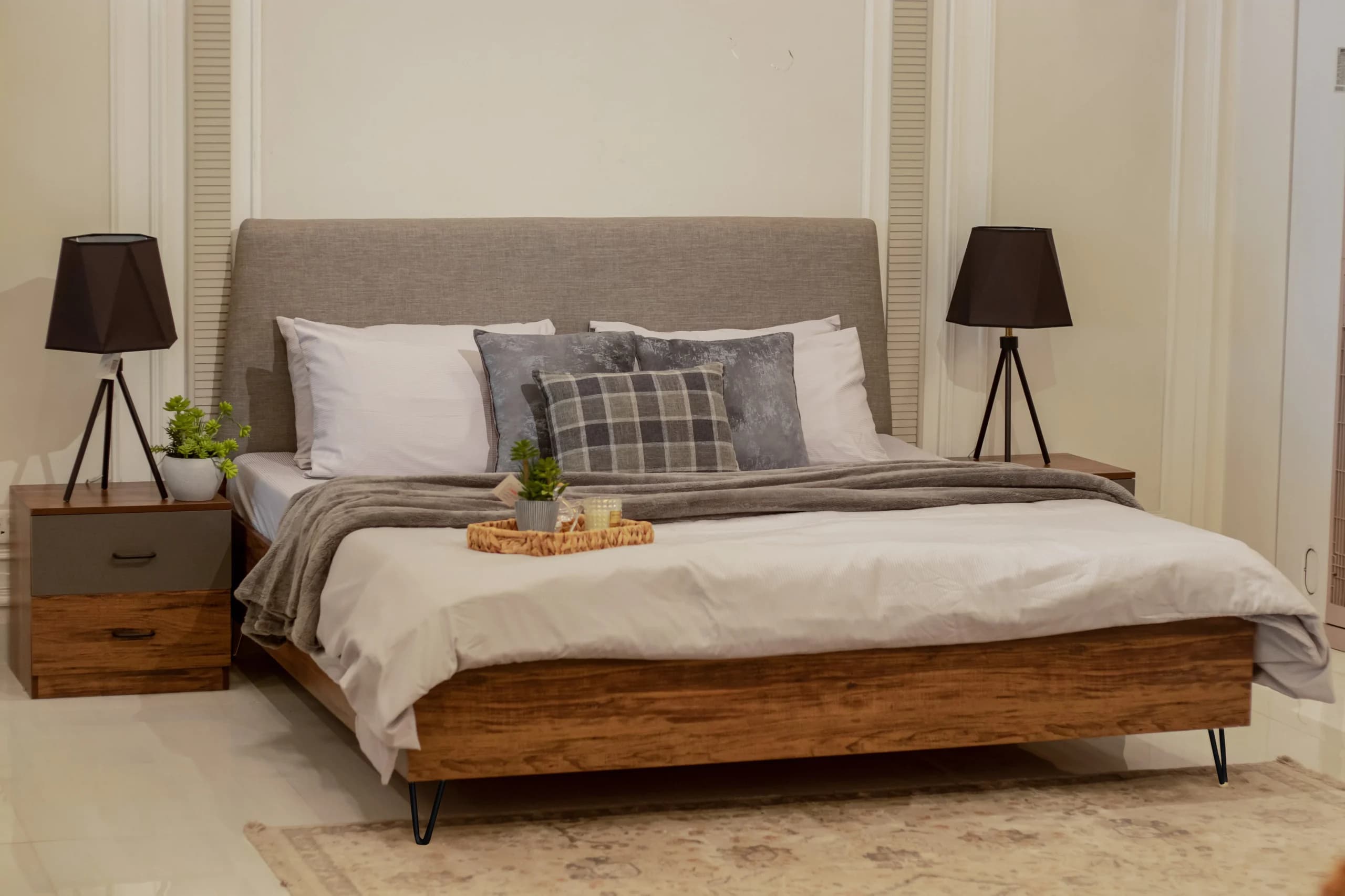 Luna Bed Set
