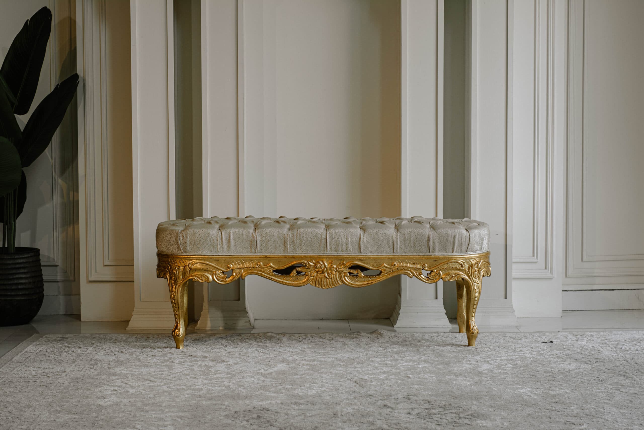 Neo Classic Settee
