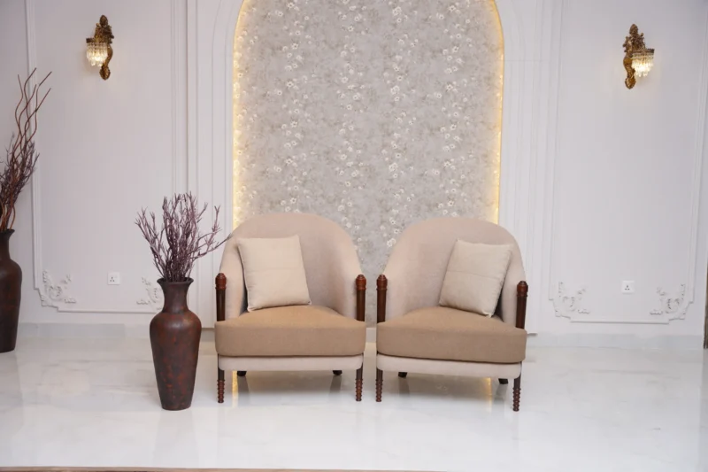 Moderna Chair