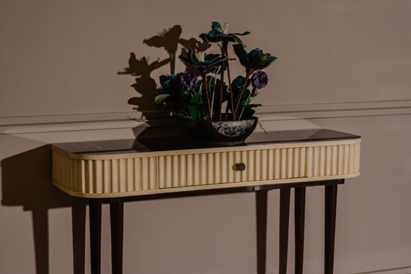 Fraser Console - Image 4