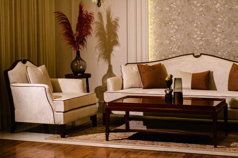 Peacock Sofa Set - Image 2