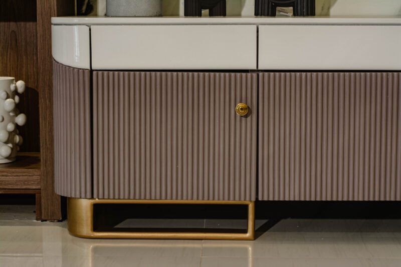 Fluted LCD Unit - Image 3