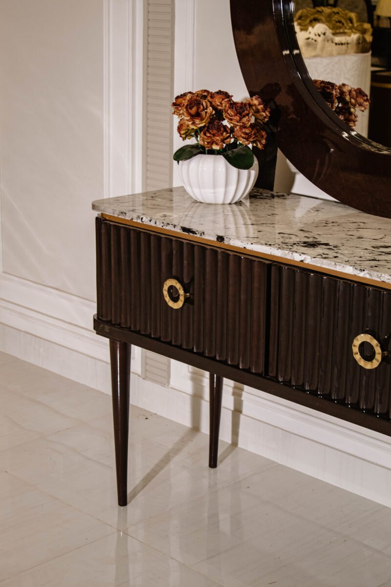 Hemlock Dresser & Mirror - Image 4
