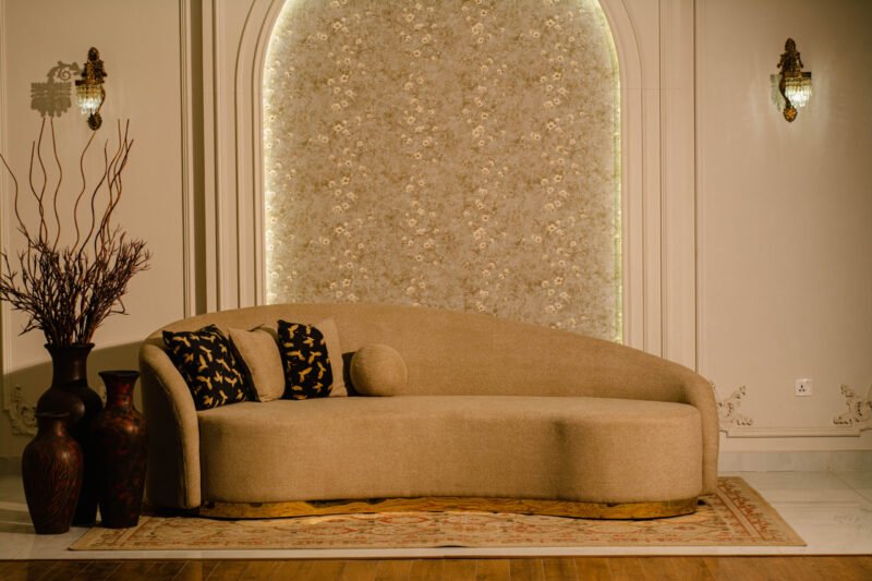Cuddle Sofa - Image 6
