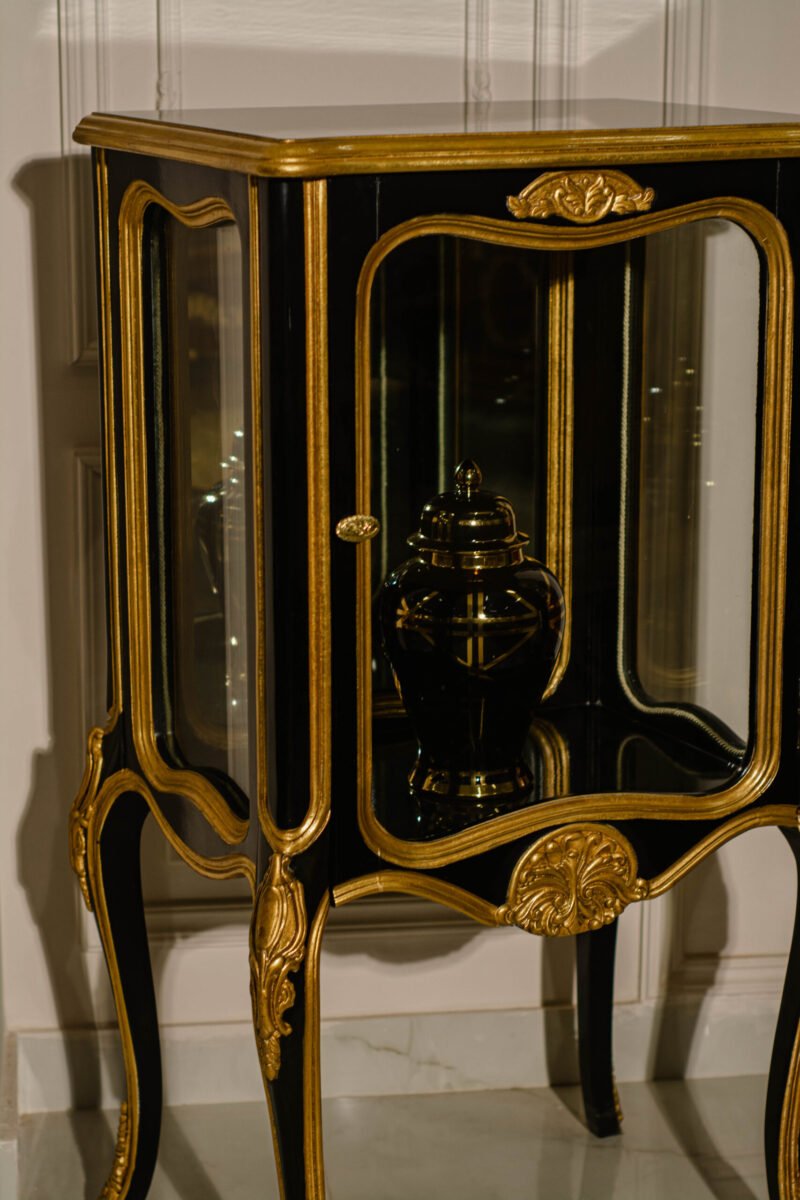 Baroque Cabinet - Image 4
