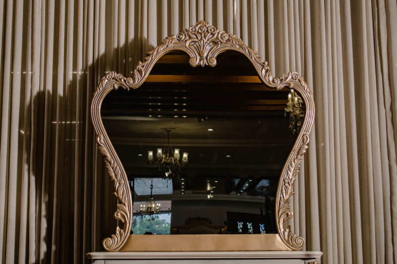 Zinc Gold Dresser & Mirror - Image 6