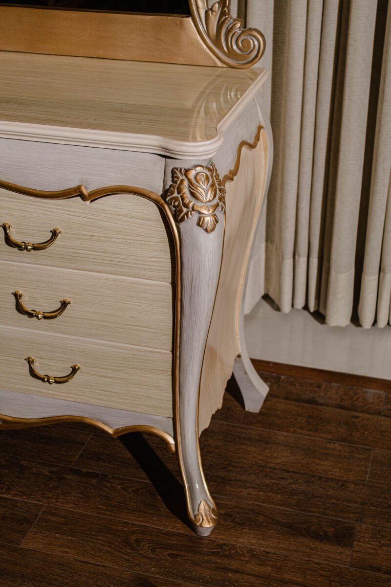 Zinc Gold Dresser & Mirror - Image 4