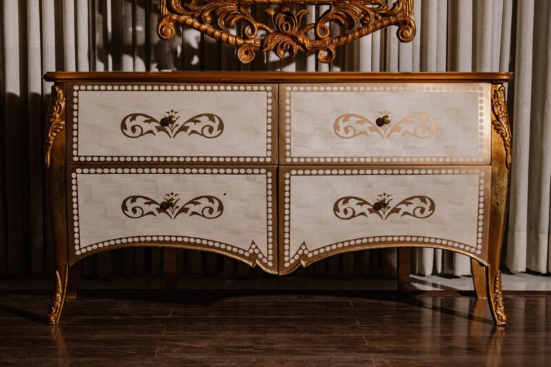 Versailles Dresser & Mirror - Image 5