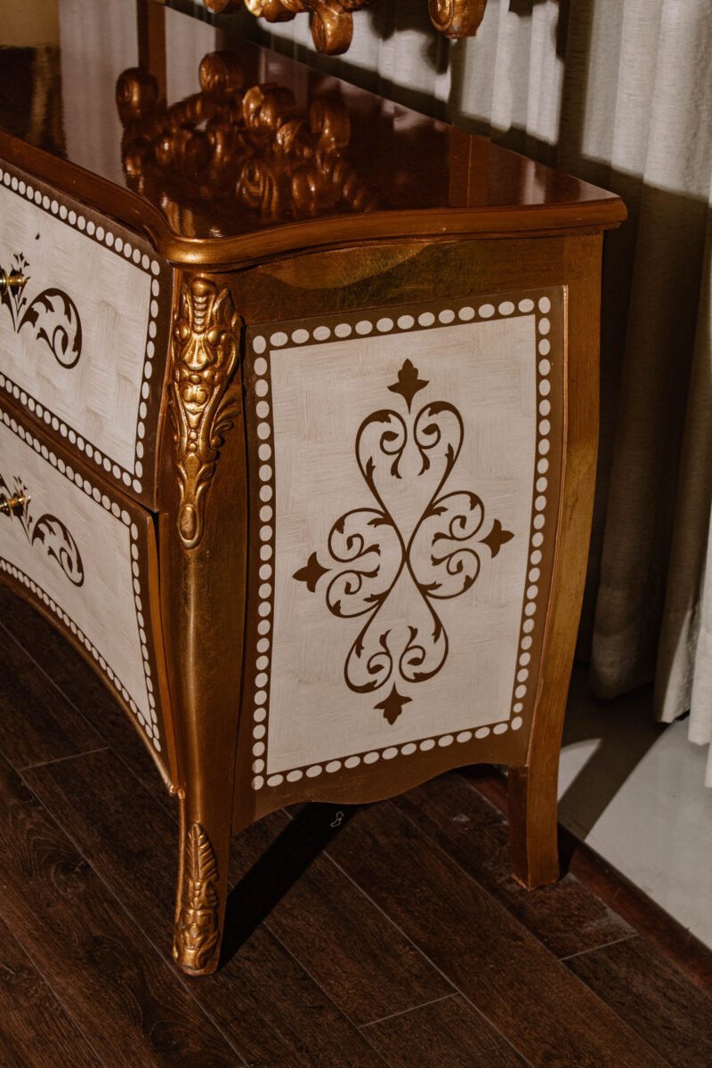 Versailles Dresser & Mirror - Image 2