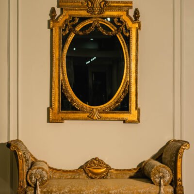 this image is for Versallies Bench