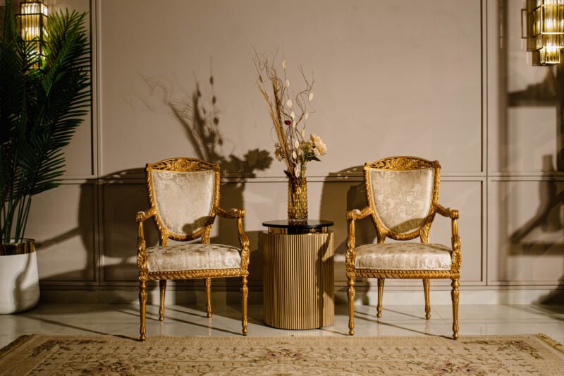 Iris Chair - Image 3