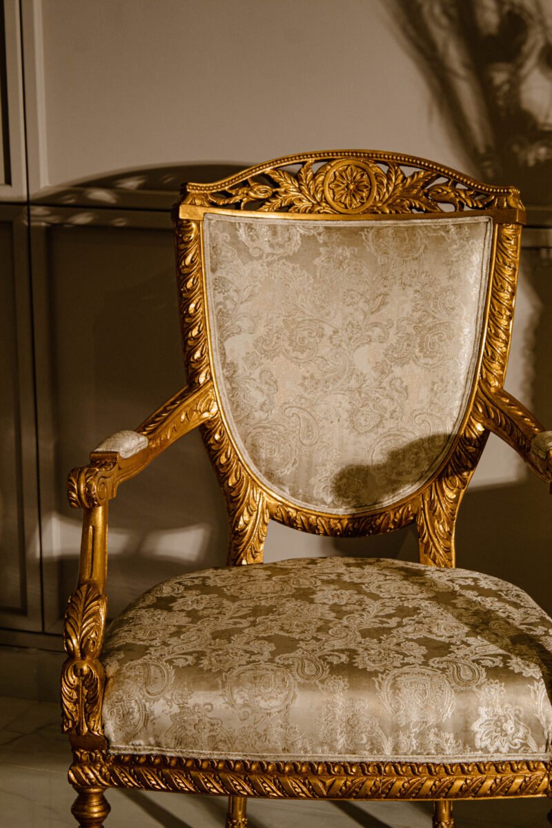 Iris Chair - Image 6