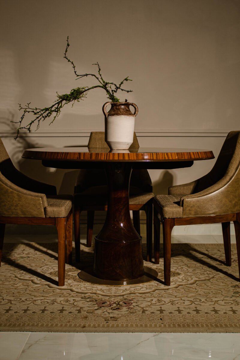 Erose Dining Table - Image 2