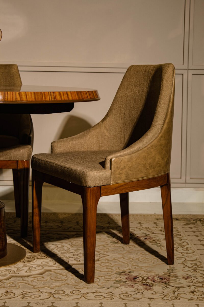 Erose Dining Table - Image 8